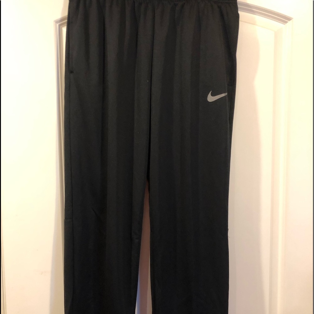 Men’s Nike Epic Training Pant, size L